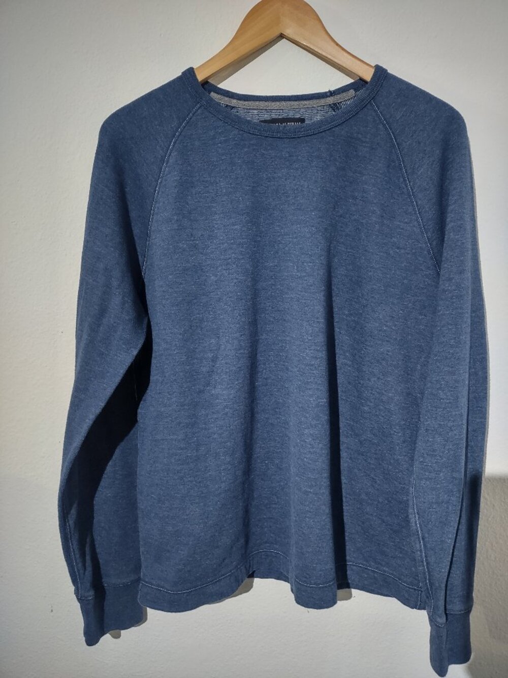 Banana Republic Men's Large Blue Heather Crewneck Raglan Sweatshirt Cotton Blend